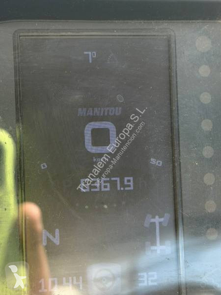 رافعة شوكية تلسكوبية Manitou