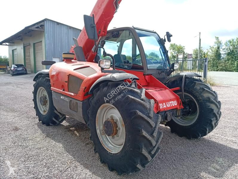 رافعة شوكية تلسكوبية Manitou