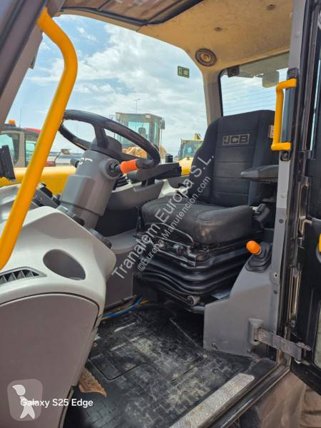 رافعة شوكية تلسكوبية JCB 532x60