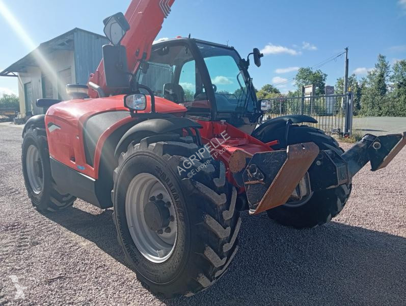 Teleskopický manipulátor Manitou  MT1033