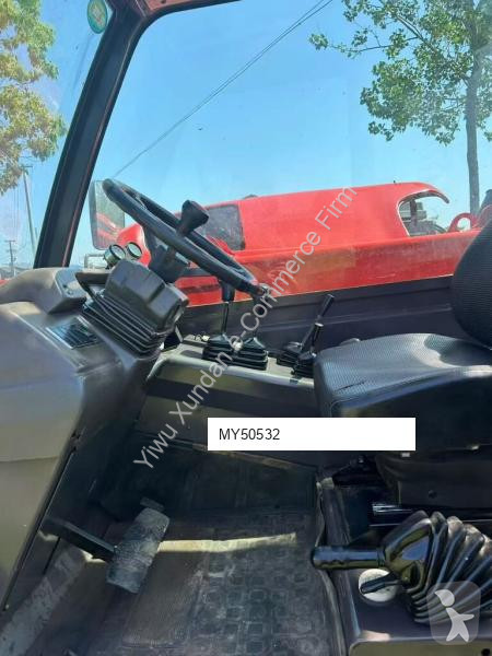 رافعة شوكية تلسكوبية Manitou