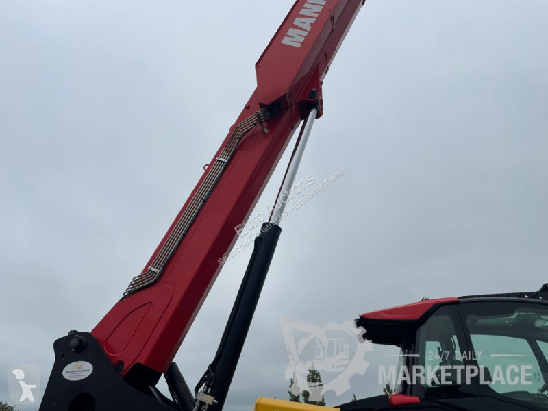 Телескопічний навантажувач Manitou MRT 3060