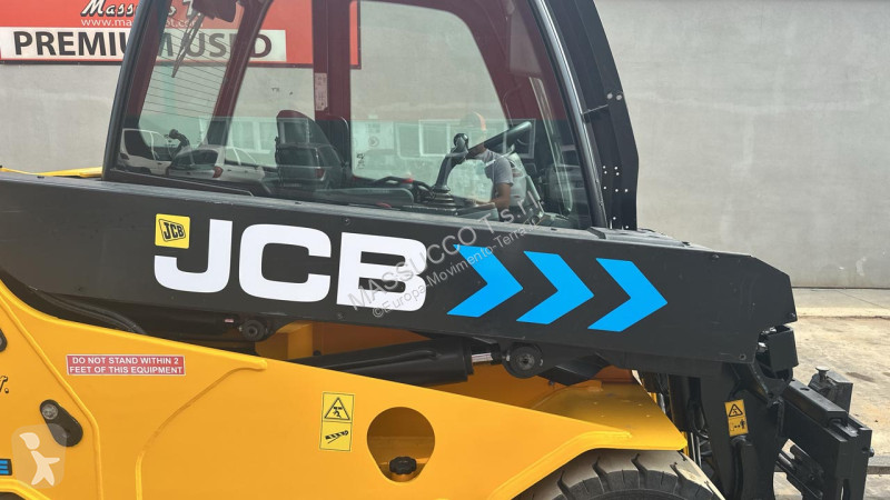 Sollevatori telescopici JCB 30-19E 4x2