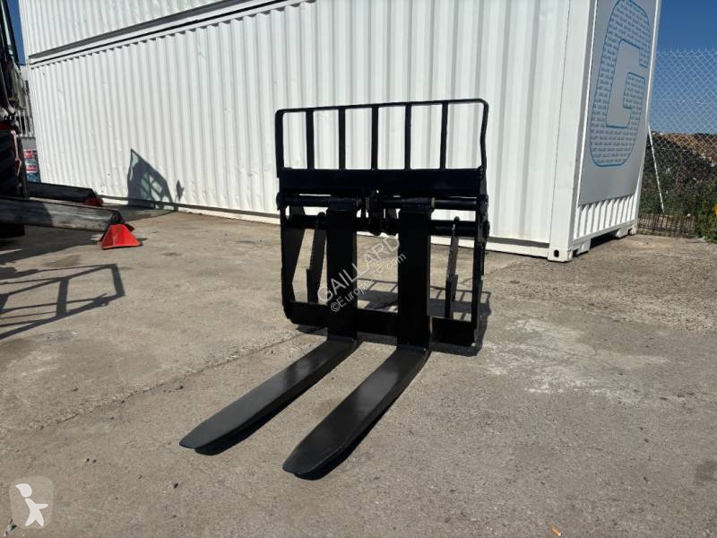 Teleskopický manipulátor Manitou MRT 1742 TURBO