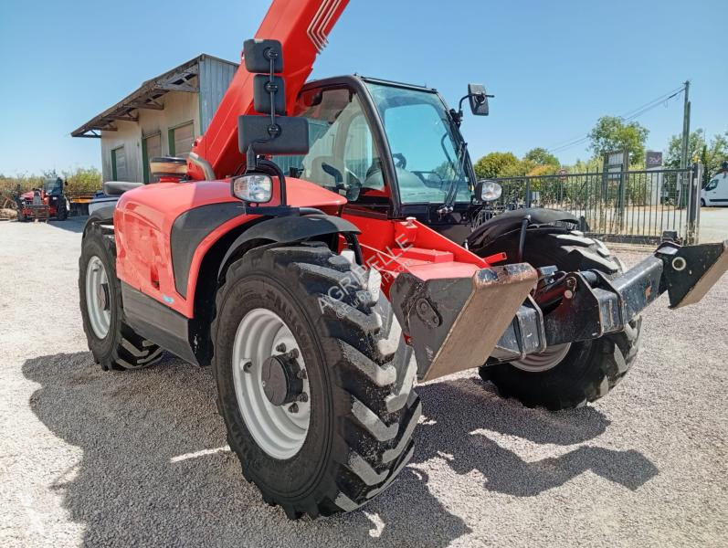 Teleskopický manipulátor Manitou  MT1033