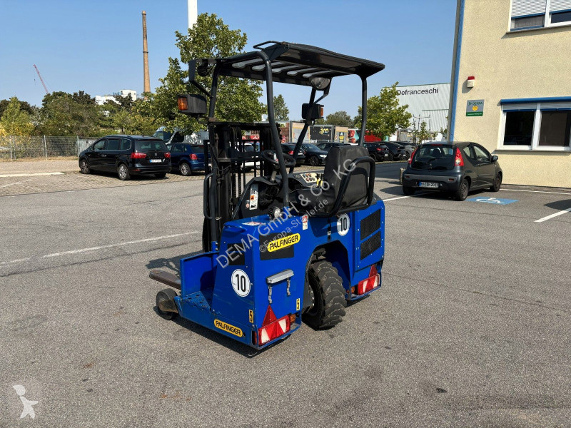 Teleskopisk truck  F3 151...