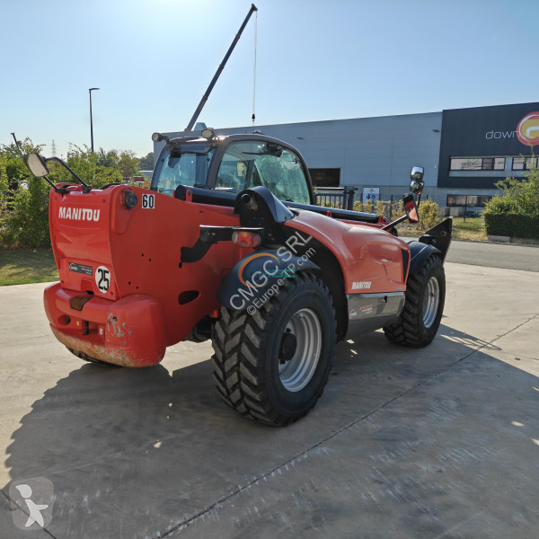 رافعة شوكية تلسكوبية Manitou