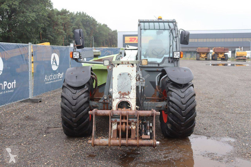 رافعة شوكية تلسكوبية Claas SCORPION