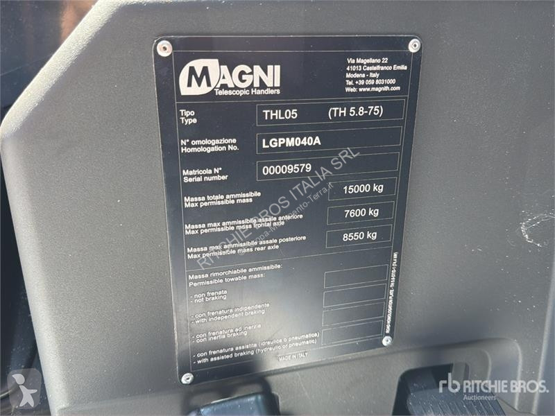 Carretilla telescópica Magni TH5.8P