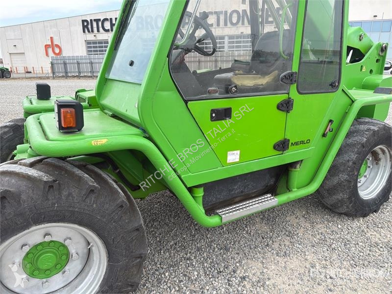 Телескопічний навантажувач Merlo P60.10EV