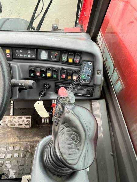 伸缩臂叉车 Manitou MLT845