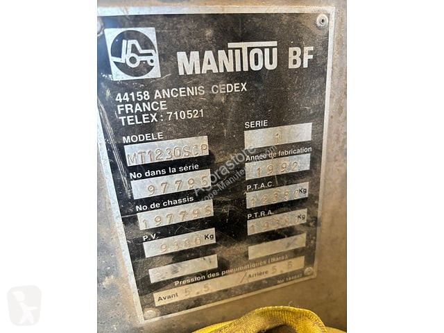 伸缩臂叉车 Manitou
