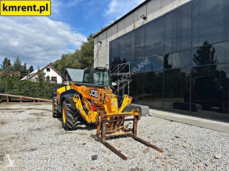 Încărcător telescopic JCB