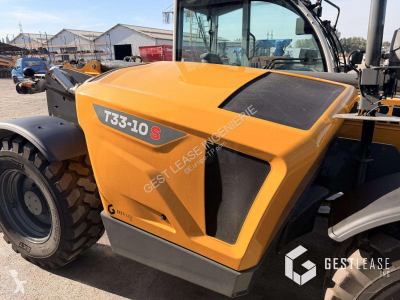 Carretilla telescópica Liebherr  T33-10S