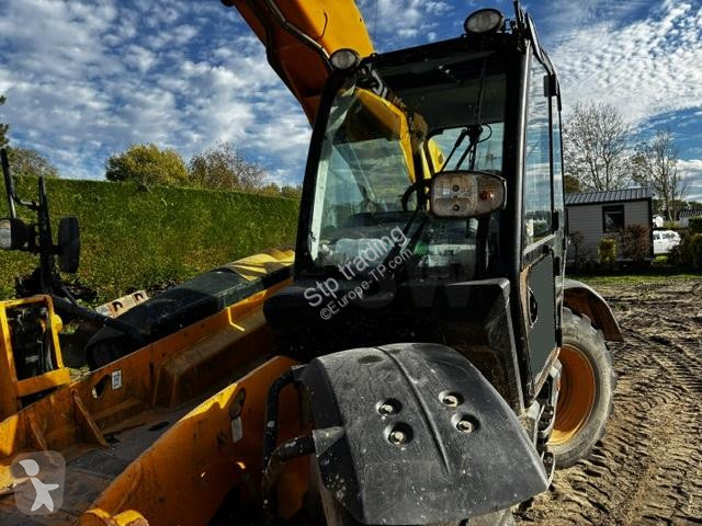 Chariot télescopique JCB