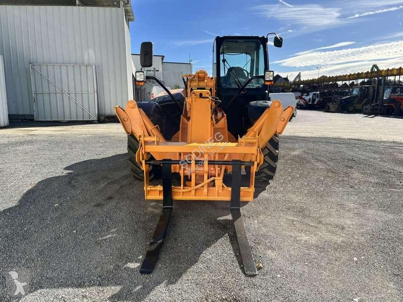Chariot télescopique JCB