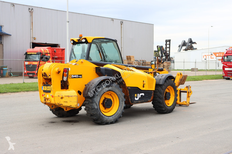 Chariot télescopique JCB