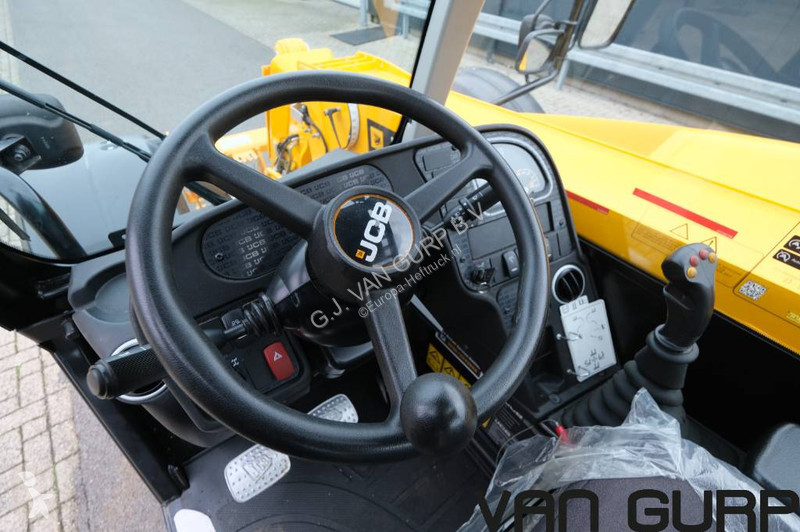 Телескопичен товарач JCB | 2024 | 82h | verreiker