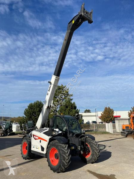 Телескопичен товарач Bobcat  TL38.70x