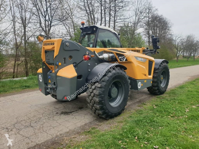 رافعة شوكية تلسكوبية Liebherr T 60-9 S