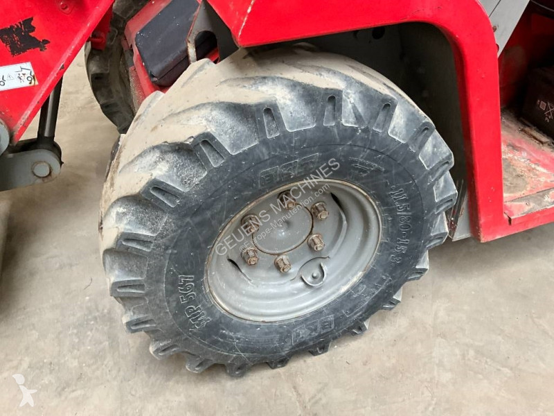 رافعة شوكية تلسكوبية BT Manitou  420