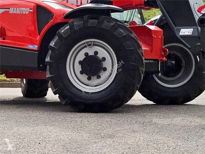 رافعة شوكية تلسكوبية Manitou MT 930H