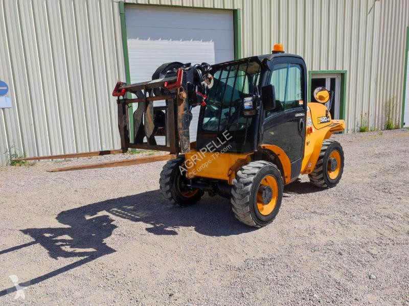 Chariot télescopique JCB