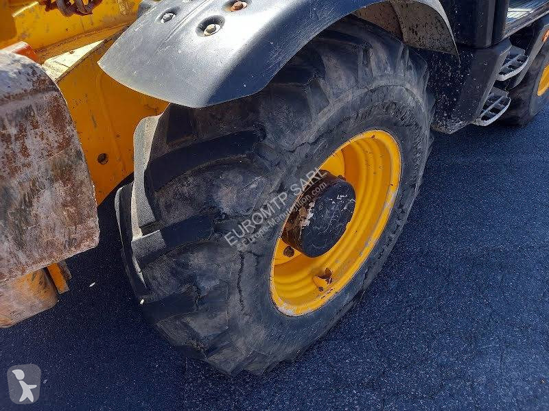 Încărcător telescopic JCB