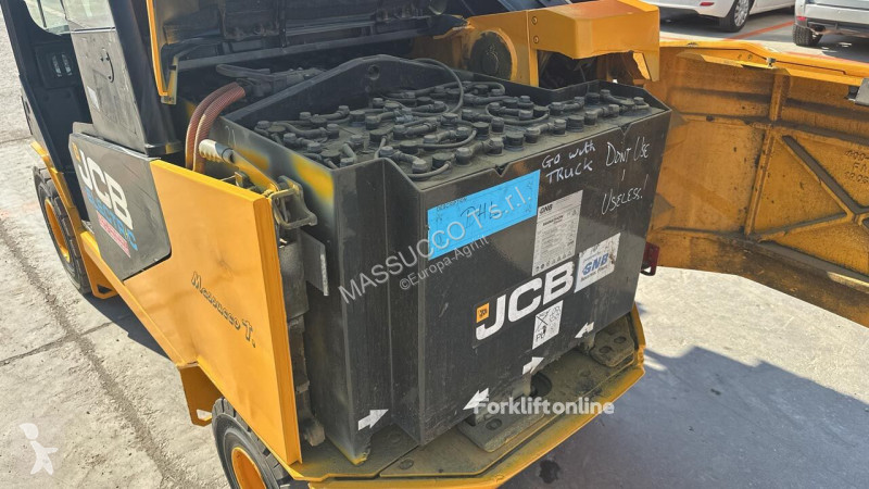 Încărcător telescopic JCB 30-19E