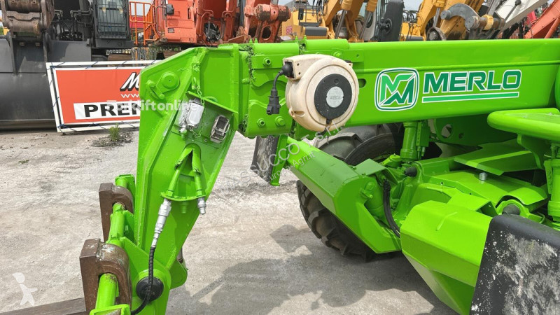 Chariot télescopique Merlo P38.13 PLUS