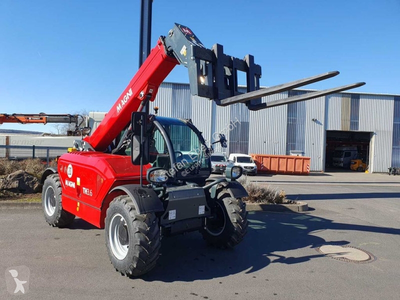 Încărcător telescopic Magni Magni TH 3.6-D5/D /...