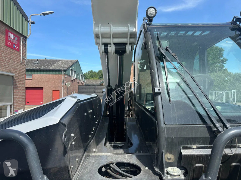 رافعة شوكية تلسكوبية Bobcat T40180 SLPB 31,CE,...