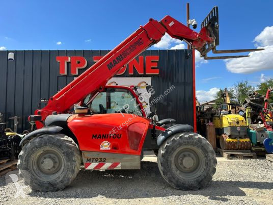 رافعة شوكية تلسكوبية Manitou mt932 à 39900 € ht