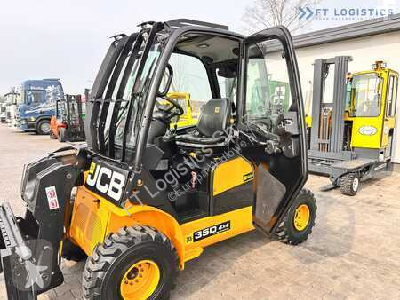 Încărcător telescopic JCB