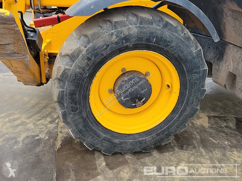 رافعة شوكية تلسكوبية JCB 540-140 Hi Viz