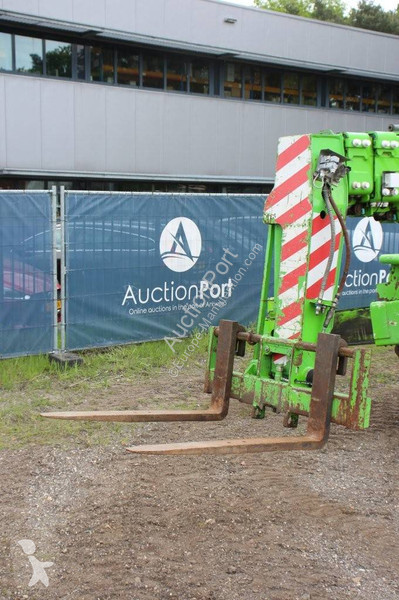 Teleskopisk truck Merlo ROTO 40.25 MCSS