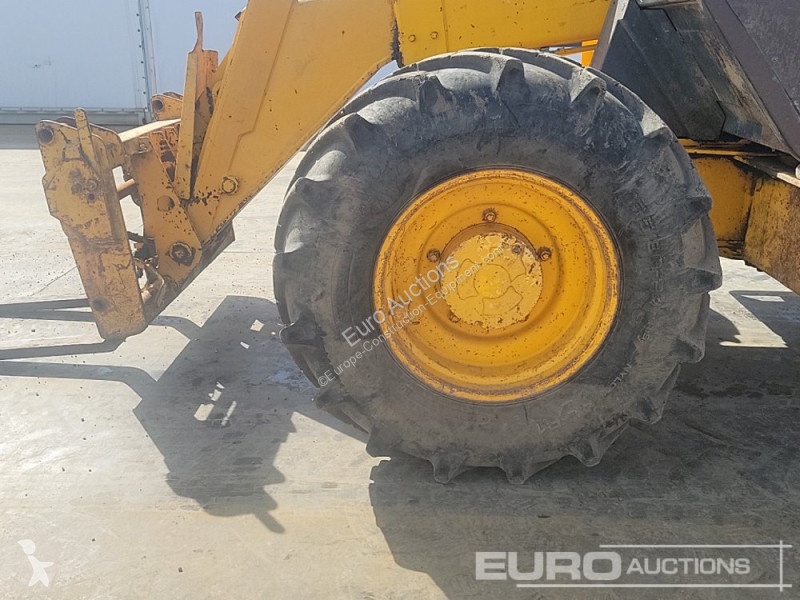 Teleskopický vozík JCB 525-67