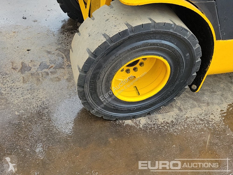 Încărcător telescopic JCB