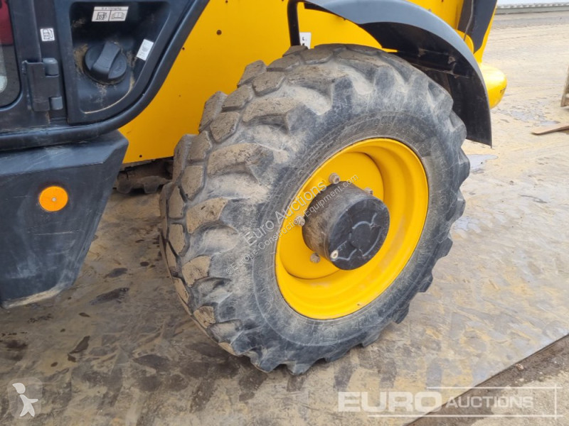 Teleskopický vozík JCB 540-170