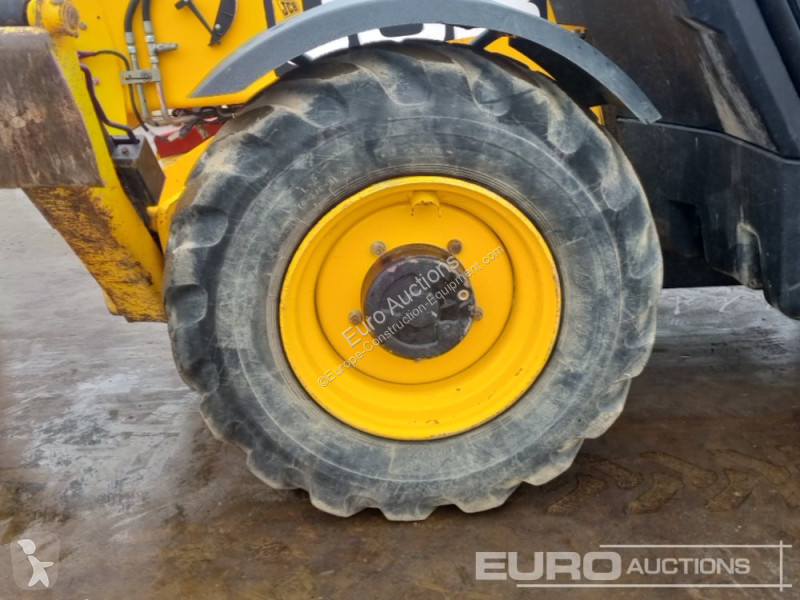 Teleskopický vozík JCB 540-140 Hi Viz