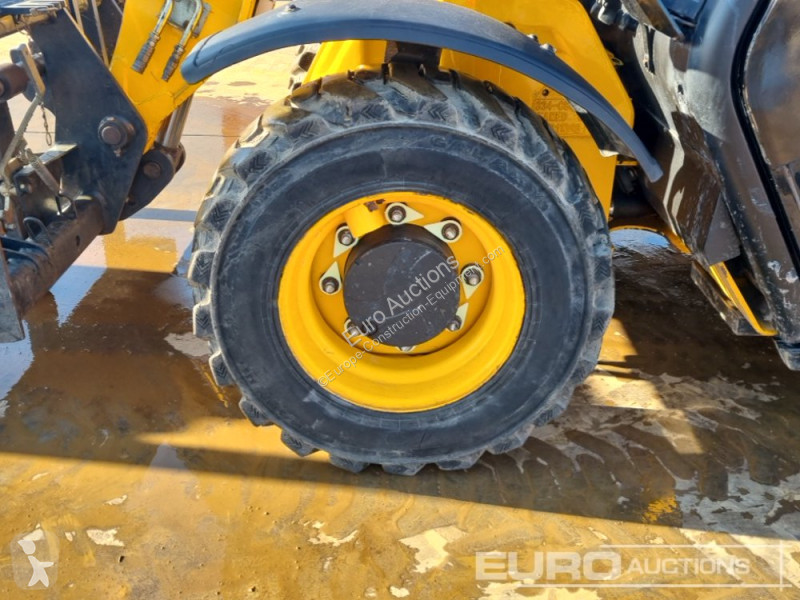 Teleskopický vozík JCB 525-60 Hi Viz
