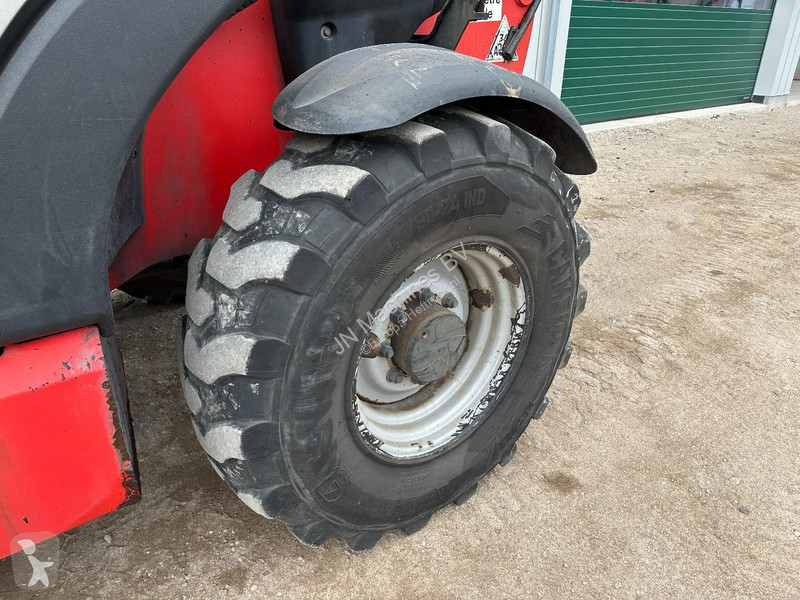 رافعة شوكية تلسكوبية Manitou