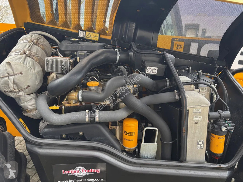 رافعة شوكية تلسكوبية JCB Agripro Telehandler,...