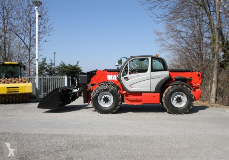 رافعة شوكية تلسكوبية Manitou 100P