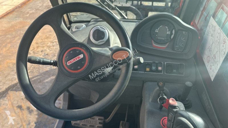 Teleskopický manipulátor Manitou MT625 4x4
