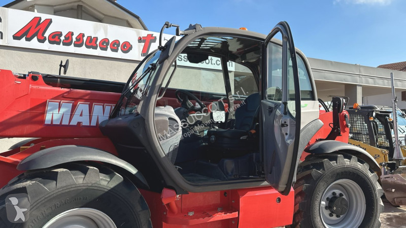 رافعة شوكية تلسكوبية Manitou MT1840 EASY