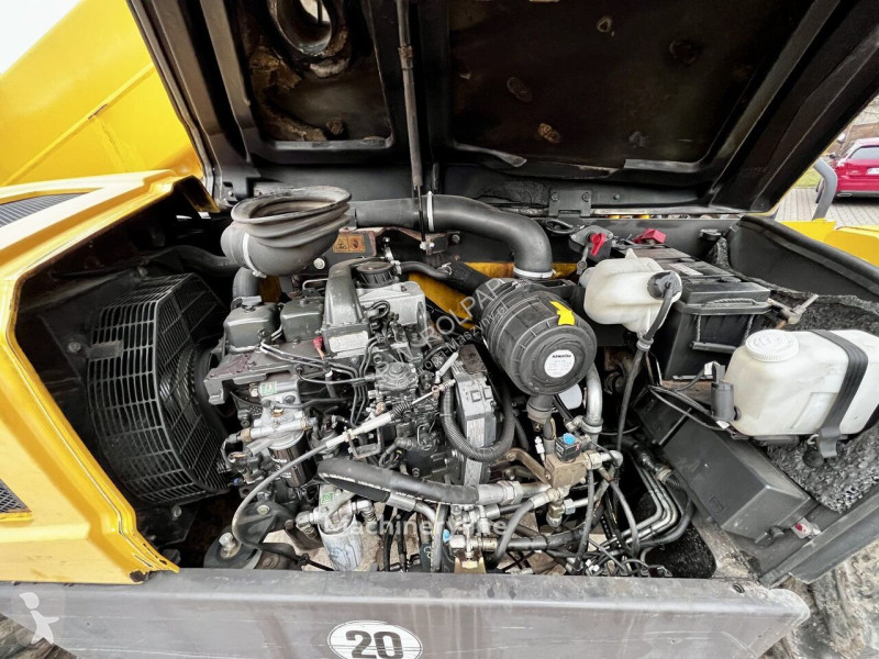 رافعة شوكية تلسكوبية Komatsu WH714 H kosz