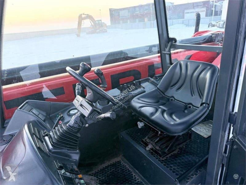 رافعة شوكية تلسكوبية Terex Telelift 3713