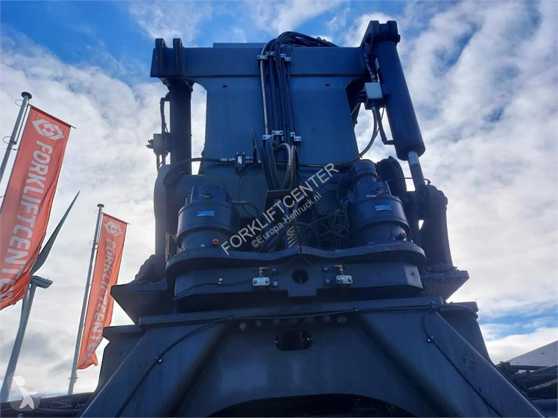 Teleskopický manipulátor Konecranes SMV 4532 TC5