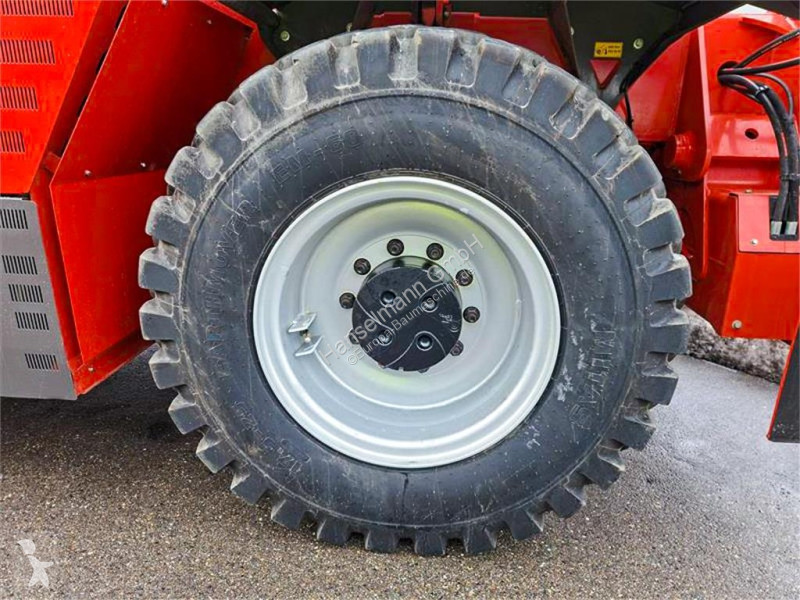 Teleskopický manipulátor Manitou MRT 3255